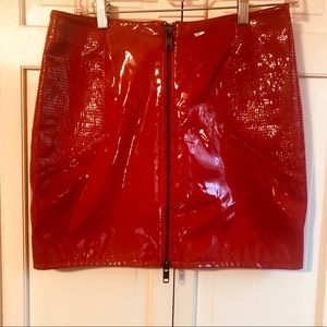 NEW W/TAGS! H&M Red Patent PVC Zip front mini